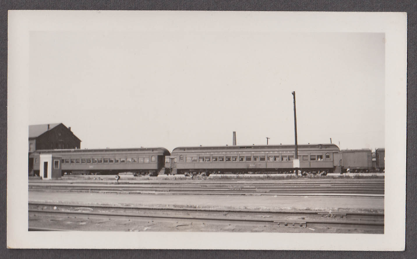 Image for Louisville & Nashville Passenger Coaches 532 & 582 10th St Yards photo KY 1946