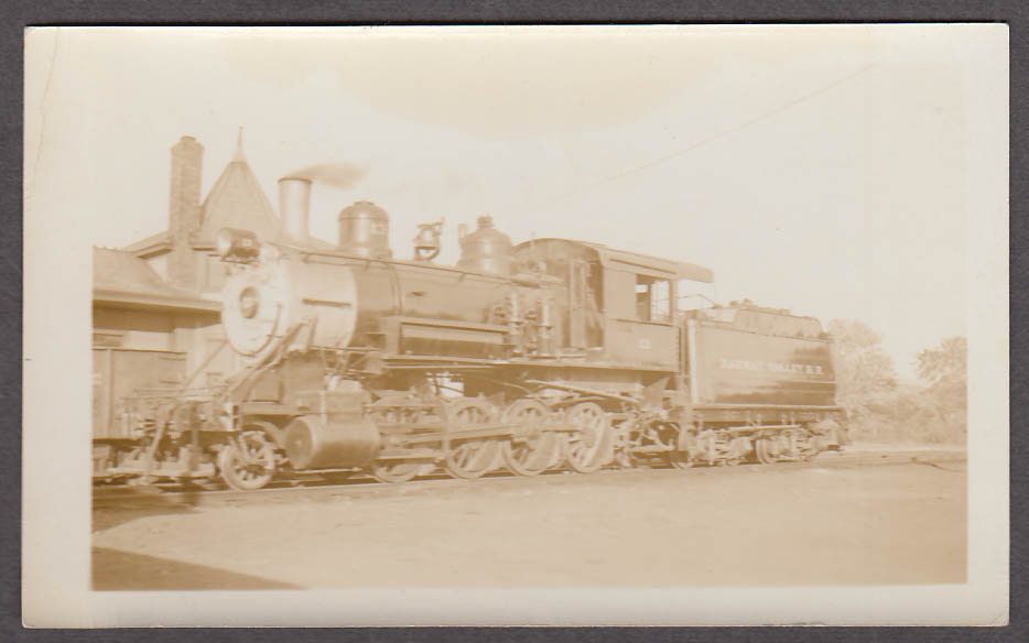 Image for Rahway Valley Railroad 2-8-0 E-7 #13 locomotive photo Kenilworth NJ 1935