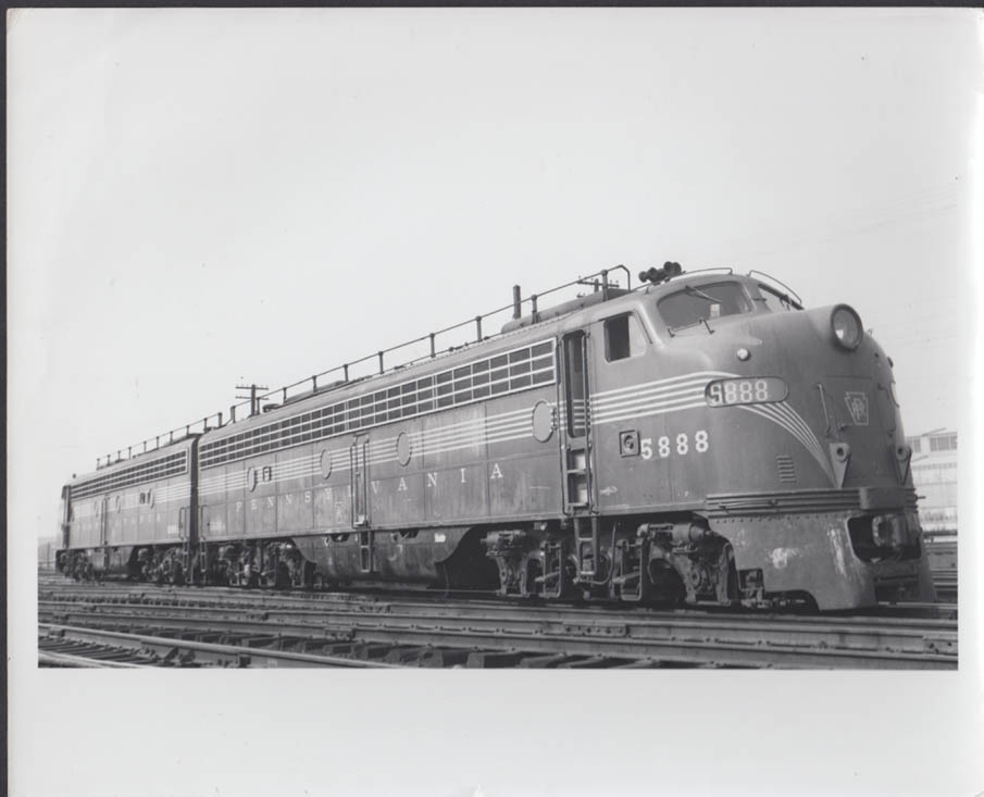 Image for Pennsylvania RR EMD E8 #5888-5889 diesel electric locomotives photo undated